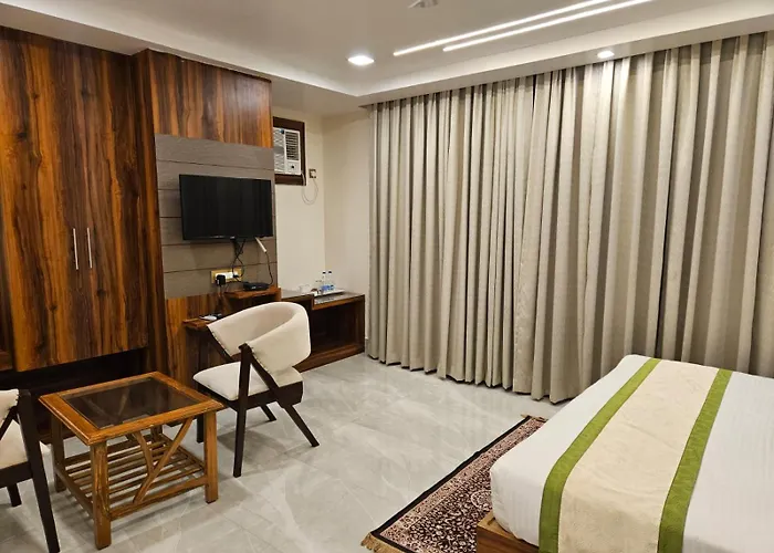 Deoghar Hotels