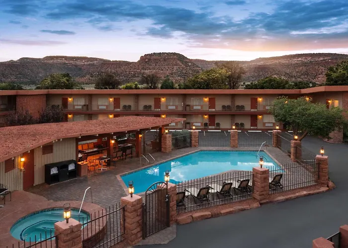 Best Western Red Hills