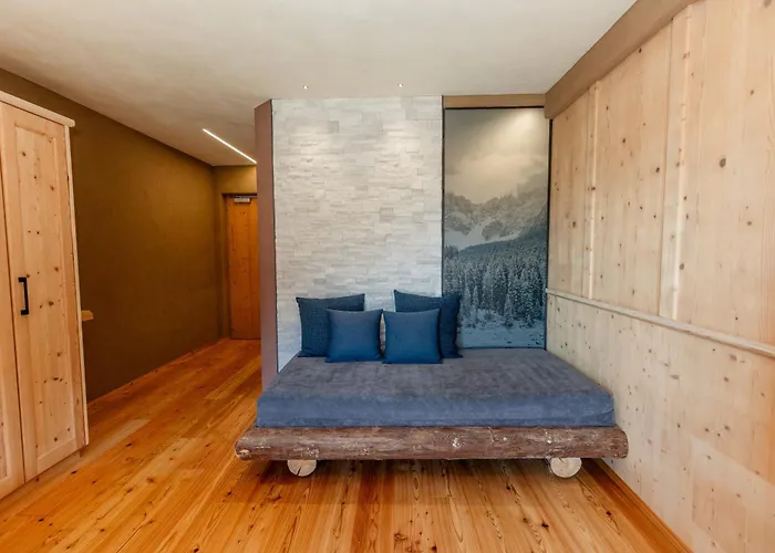 Bike & Ski Hotel Diana Karersee Nova Levante