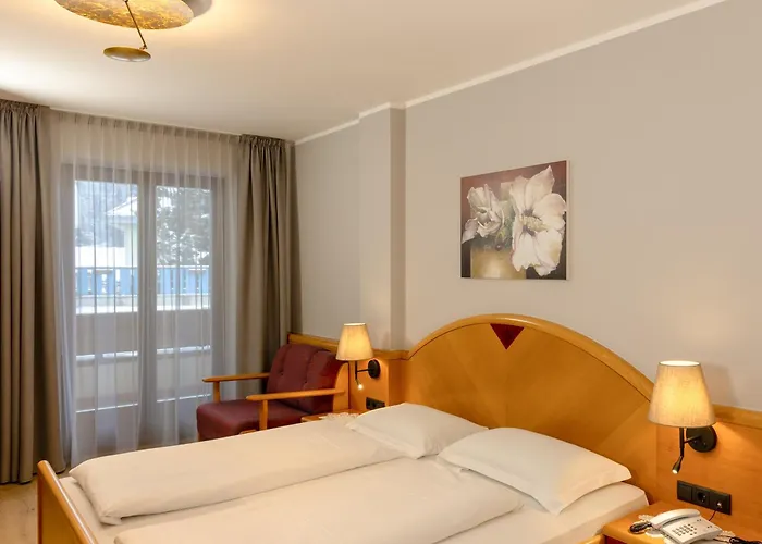 Hotel Goldene Rose Monguelfo-Tesido / Welsberg-Taisten
