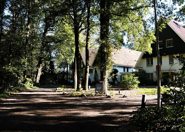 Hotel De Barones