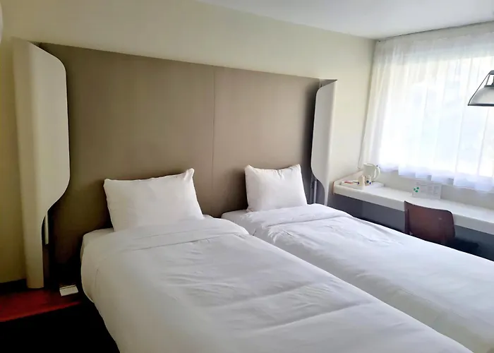 Campanile Hotel Chantilly