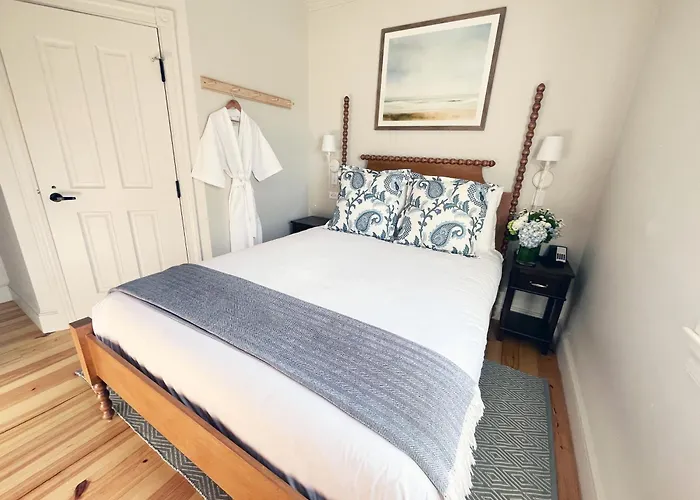 Nantucket Hotels