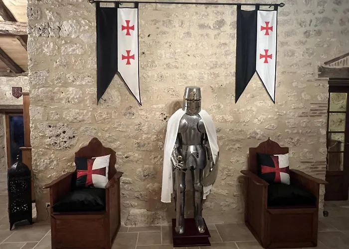 Le Relais des Chevaliers La Suite des Seigneurs