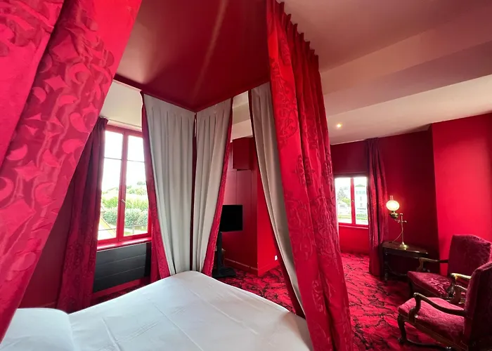 Logis Hotel La Maison à Pan De Bois Vierzon