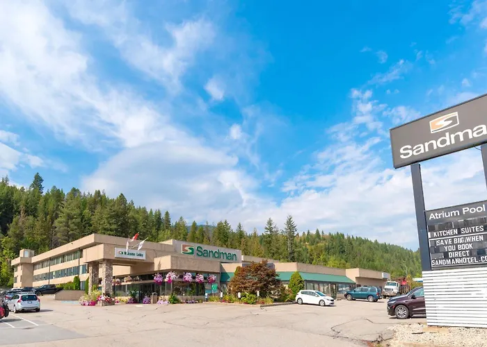 Castlegar Hotels