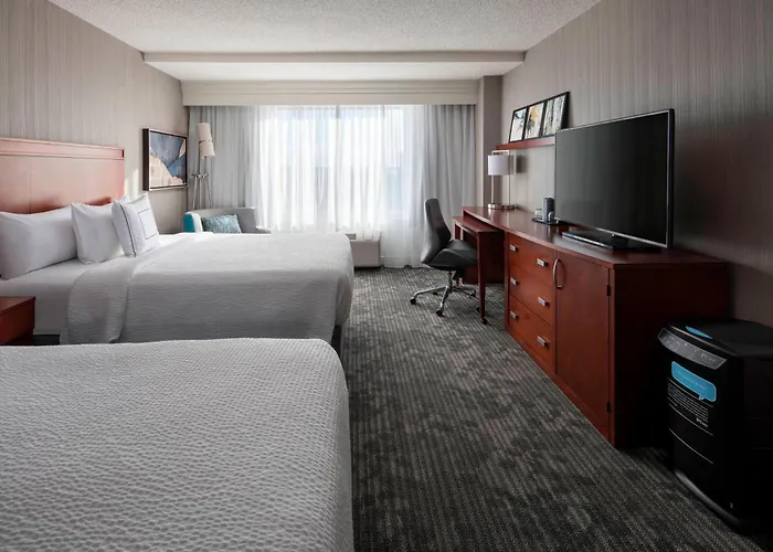 Courtyard By Marriott Denver Airport