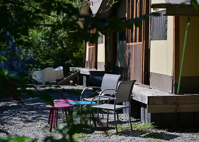 Prehistoric Lodge - Adult Only Vallon-Pont-dʼArc