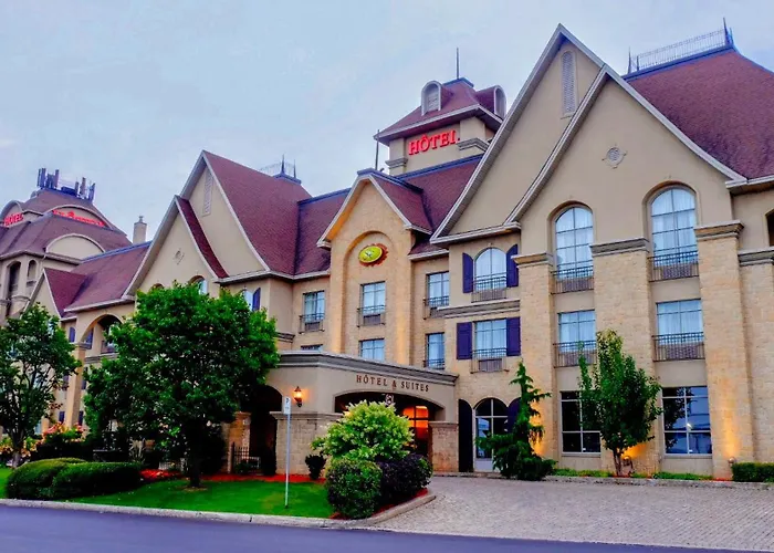 Hôtels à Laval