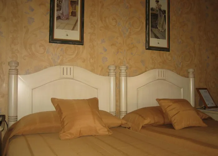 Hotel Santiago Benavente