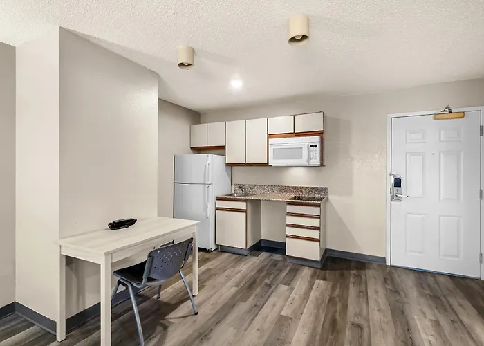 Birch Hill Suites Columbia