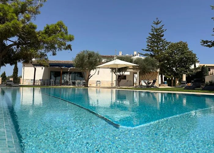Hoteles en Ariany
