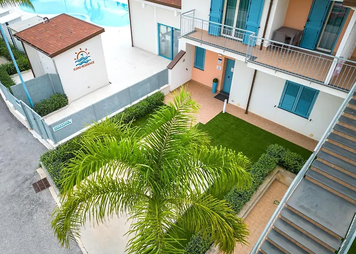 Icaro Apartments SantʼAgata di Militello