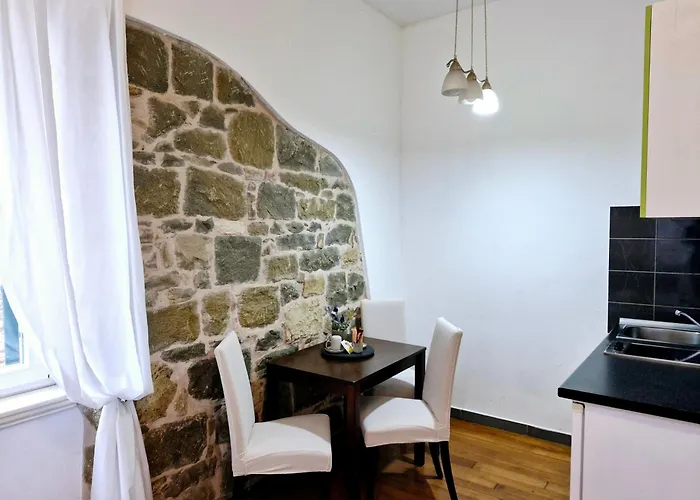 Beach City Pearls Apartments Spalato
