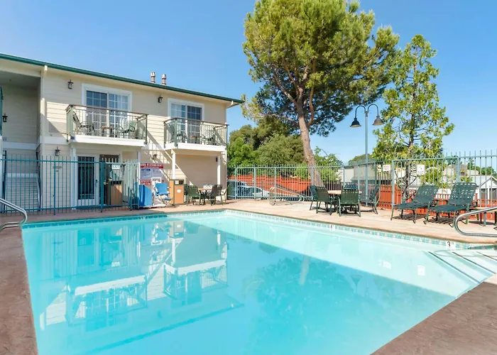 Angels Camp Hotels