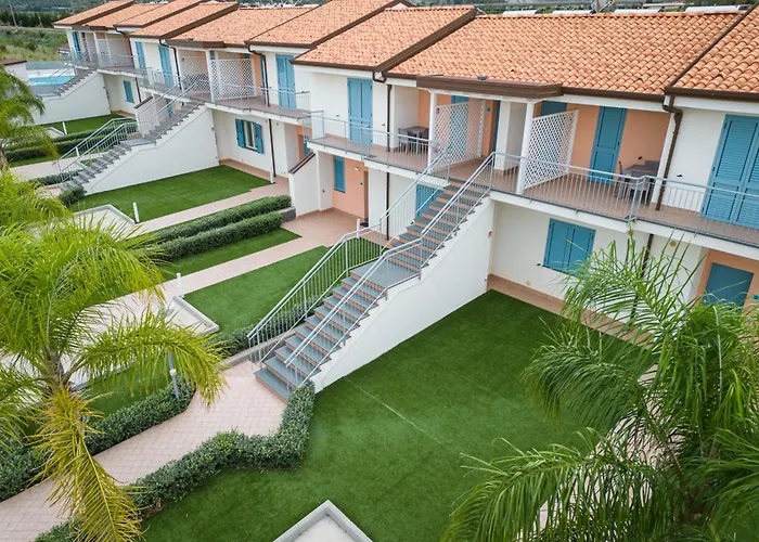 Icaro Apartments SantʼAgata di Militello