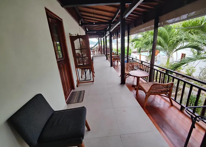Cool Breeze Authentic Hotel Labuan Bajo Komodo