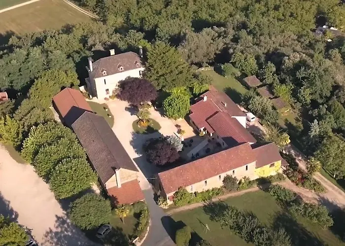Hôtels à Vitrac (Dordogne)