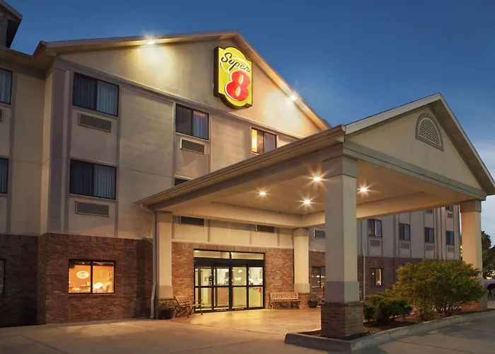 Super 8 By Wyndham Perryville