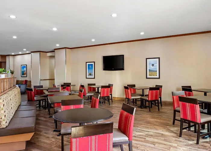 Comfort Suites Roswell North