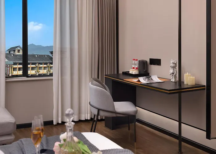 Dujiangyan Hotels