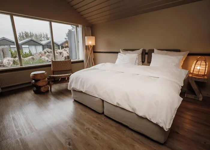 Hotels in Fludir