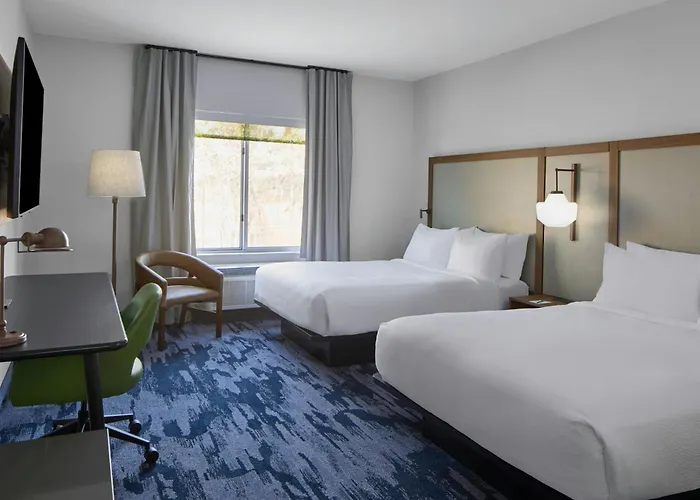 Cornelia Hotels