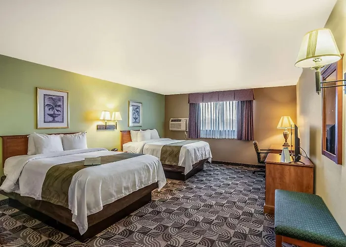 Quality Inn & Suites Hannibal West