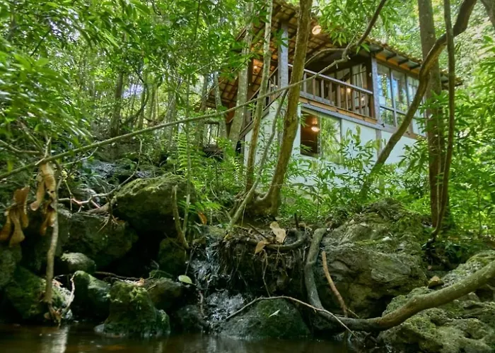 Pousada Verde Folhas Casa Branca