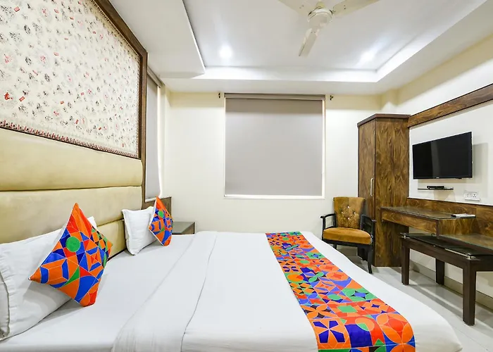 Fabhotel Baba Residency Near New Delhi Railway Station