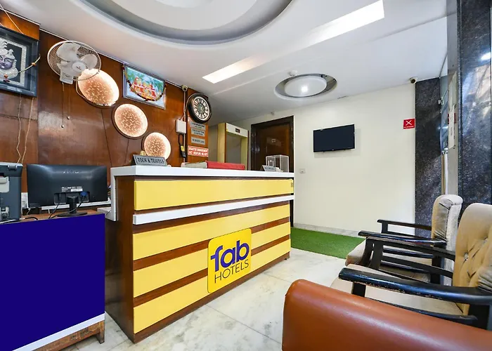 Fabhotel Baba Residency Near New Delhi Railway Station