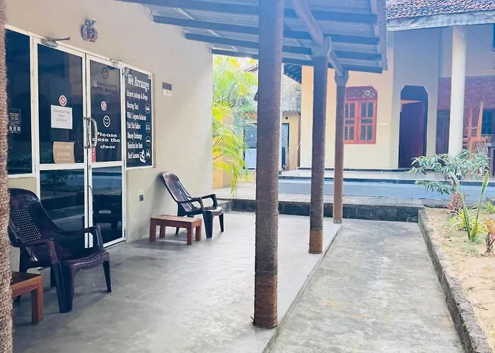 Uluwatu Surf Hostel - Arugambay