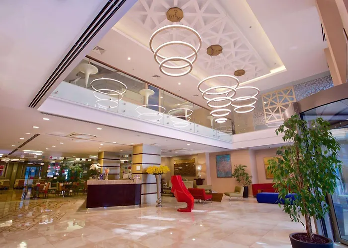 Ramada By Wyndham Istanbul Taksim Hotel