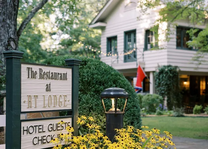 Luxury Hotels in Maryville
