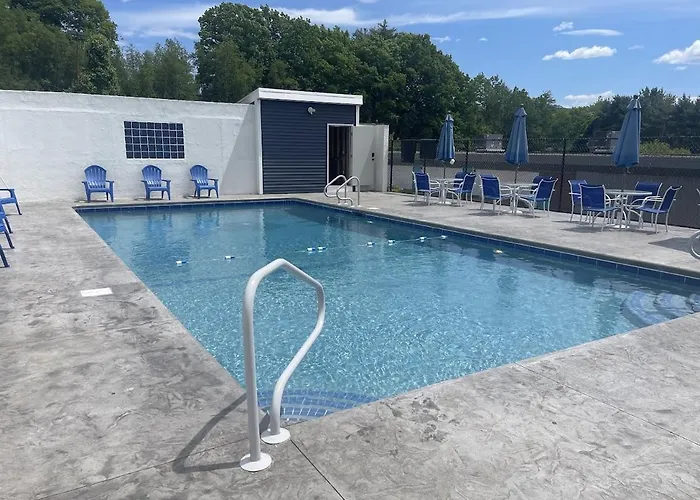 Lake Winnipesaukee Retreat Gilford