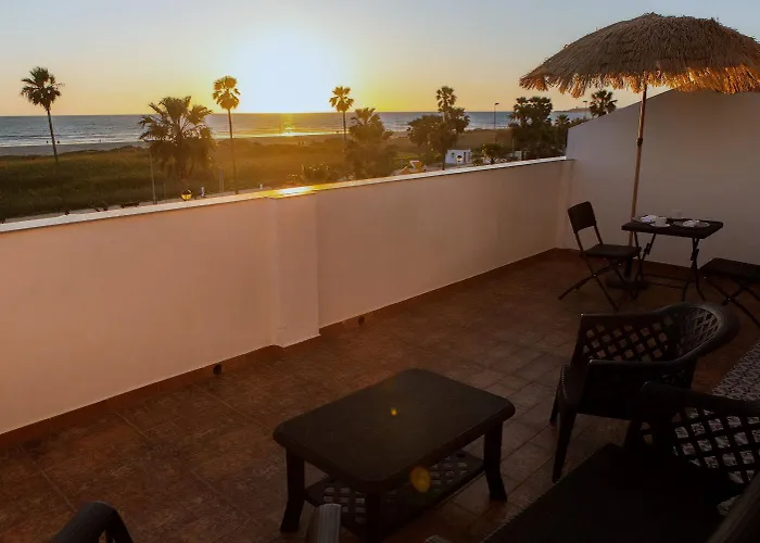 Hotel Playa Conil - Beachfront Studios & Suites Conil De La Frontera