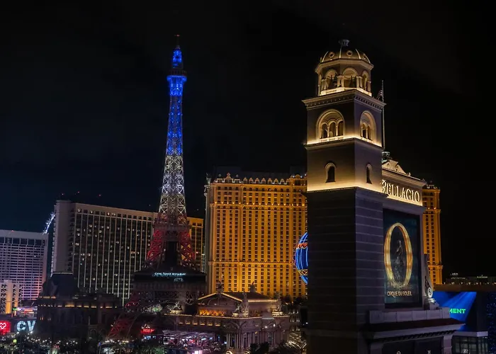 Stripviewsuites At Jockey Club Las Vegas