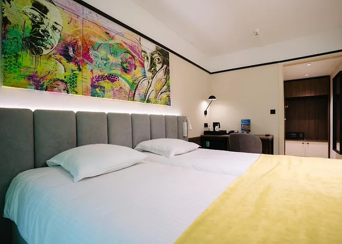 Ostend Hotel