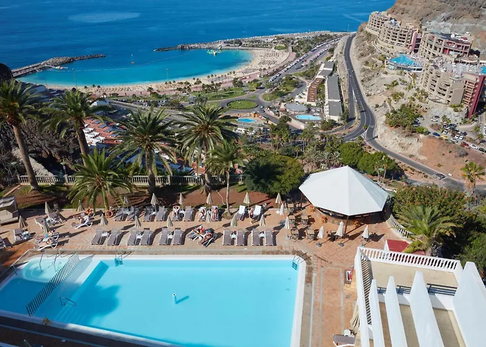 Hotels in Amadores