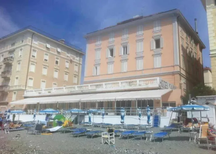 Hotel Savoy