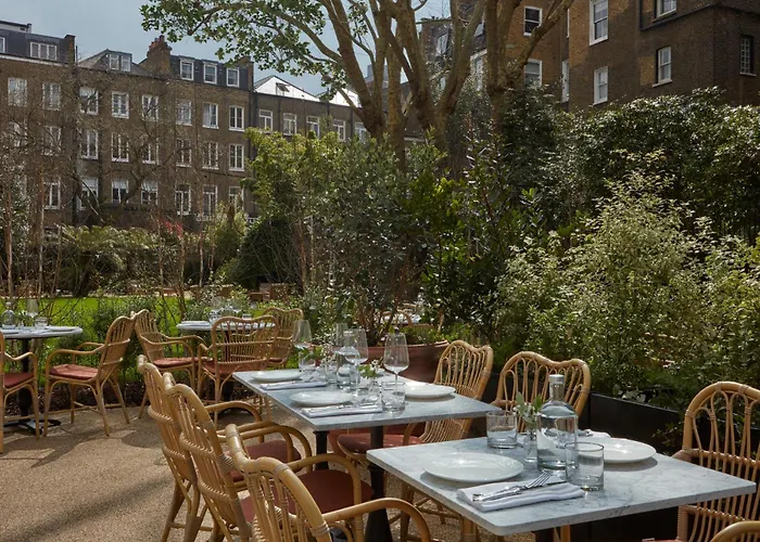 Hotel Miiro Templeton Garden London