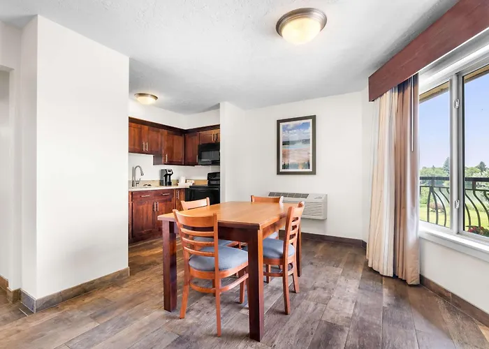 Idaho Falls Hotels for Romantic Getaway