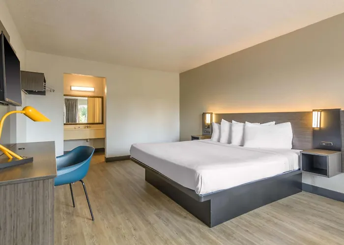 Motel 6-Spring Hill, Fl - Weeki Wachee