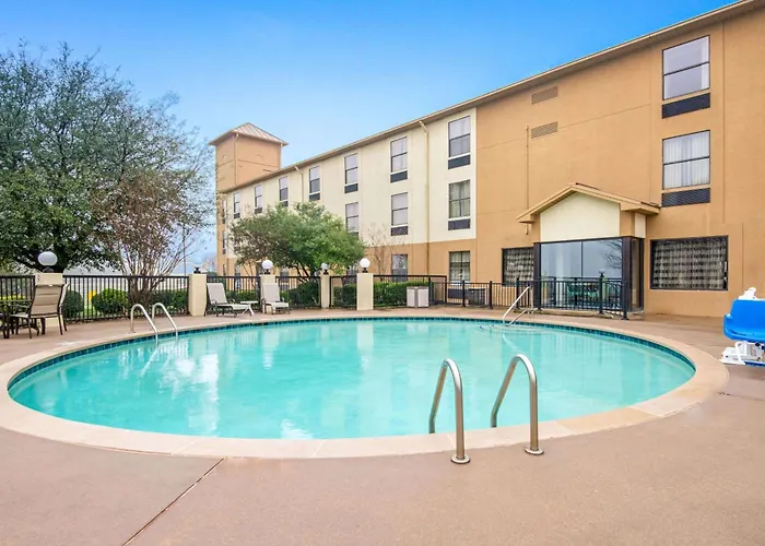 La Quinta By Wyndham Denison - North Lake Texoma
