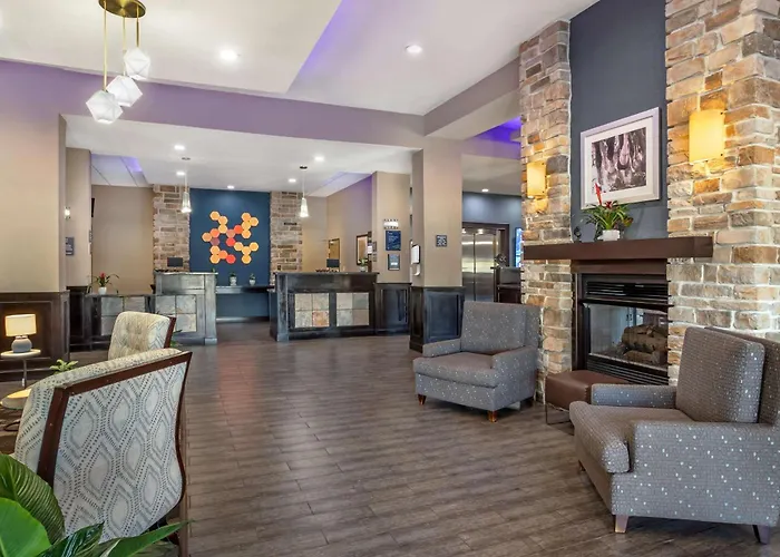 Best Western Plus Lake Jackson Inn & Suites