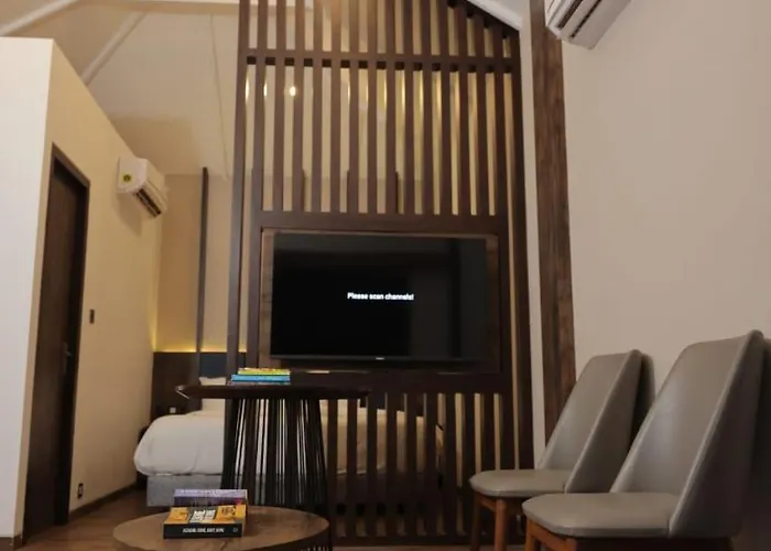 Phoenix Island Resort Poovar