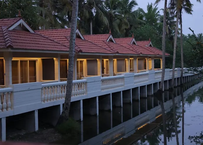 Poovar Hotels