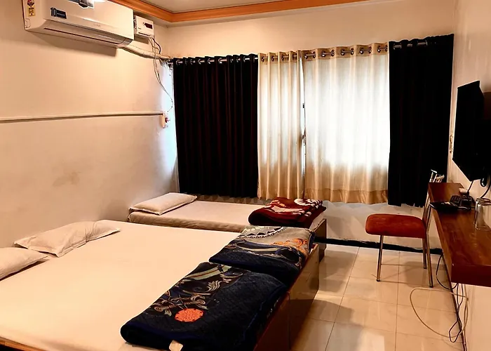 Jalgaon Hotels