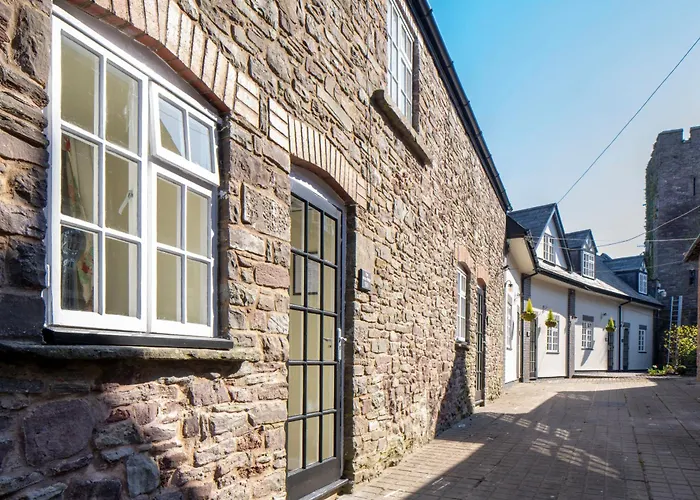 Brecon City Center Hotels