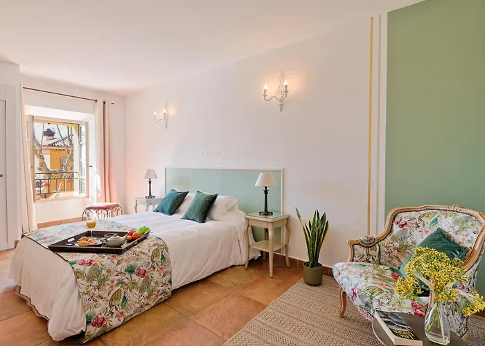 Hotels in Bormes-les-Mimosas